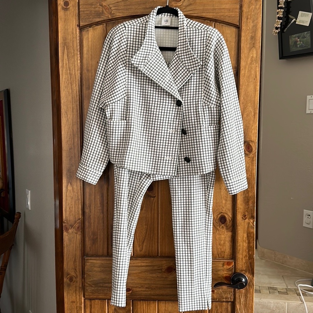 XS cabi pant suit